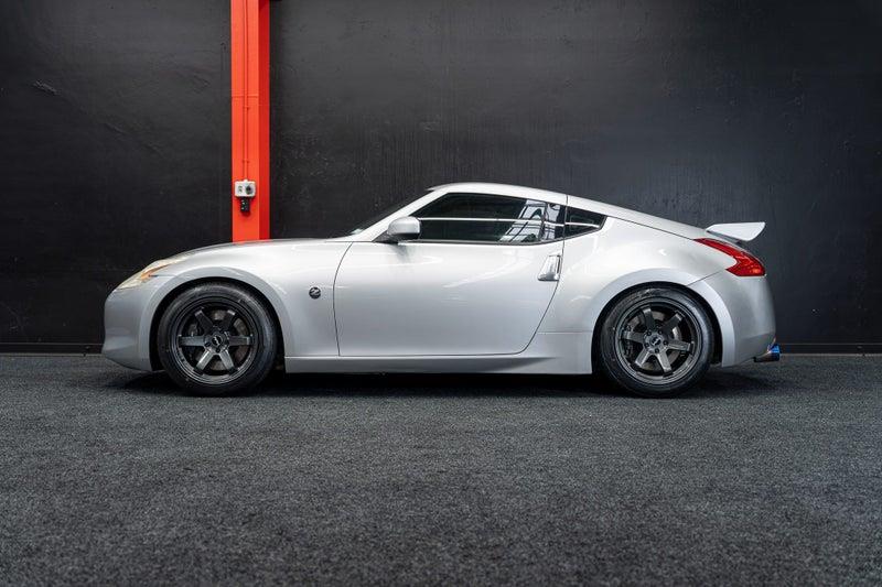 2010 Nissan Fairlady