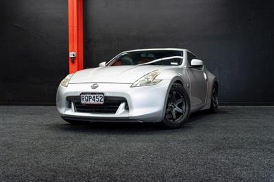 2010 Nissan Fairlady - Thumbnail