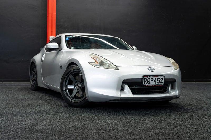 2010 Nissan Fairlady
