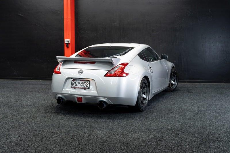2010 Nissan Fairlady