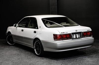 2003 Toyota Crown - Thumbnail