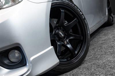 2010 Toyota MARK-X - Thumbnail