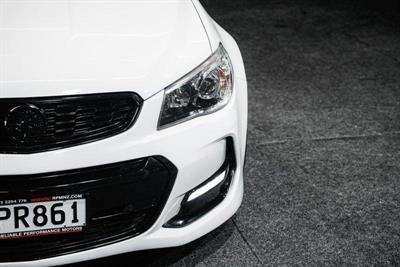 2017 Holden Commodore - Thumbnail