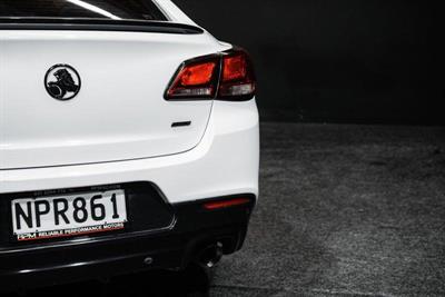 2017 Holden Commodore - Thumbnail