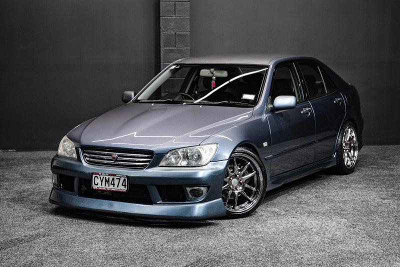 2005 Lexus IS 200