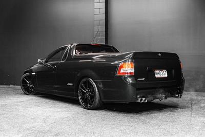 2010 Holden Commodore - Thumbnail