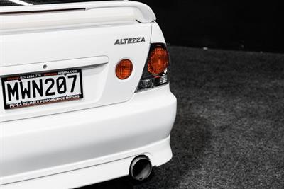 2014 Toyota Altezza - Thumbnail