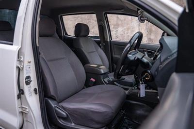 2015 Toyota Hilux - Thumbnail