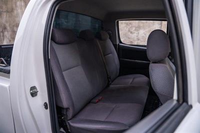 2015 Toyota Hilux - Thumbnail