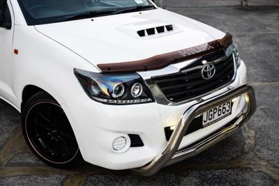 2015 Toyota Hilux - Thumbnail