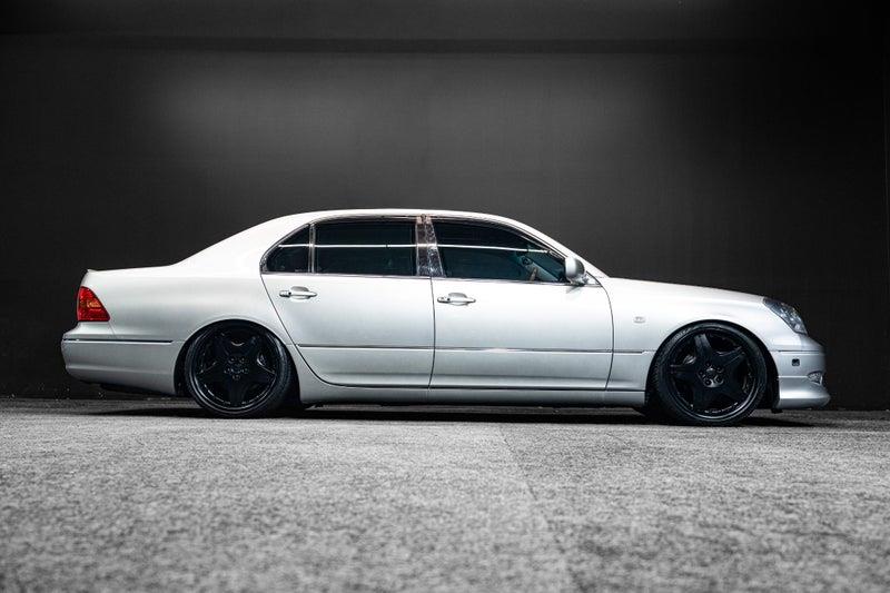 2001 Lexus LS 430