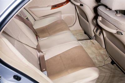 2004 Toyota Crown - Thumbnail