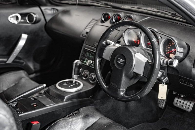 2005 Nissan Fairlady