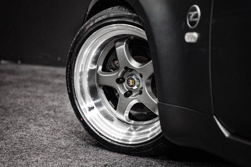 2005 Nissan Fairlady