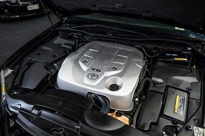 2004 Toyota Crown - Thumbnail