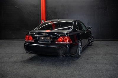 2004 Toyota Crown - Thumbnail