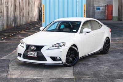 2013 Lexus IS 350 - Thumbnail