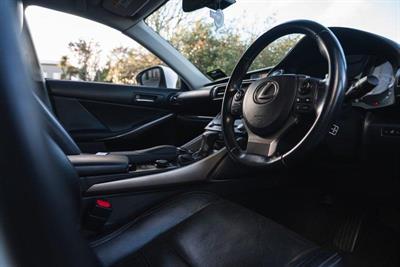 2013 Lexus IS 350 - Thumbnail