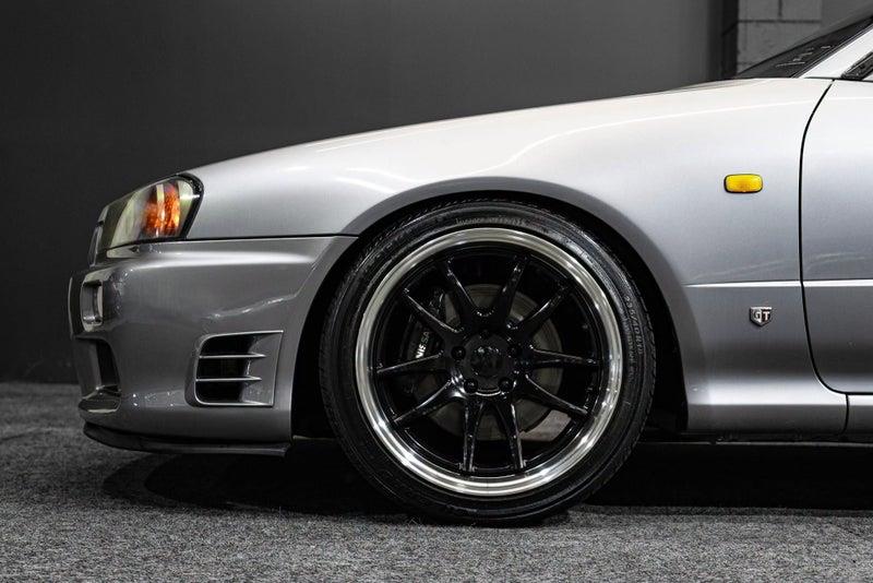 1998 Nissan Skyline JDM car for sale — photo 7 of 13