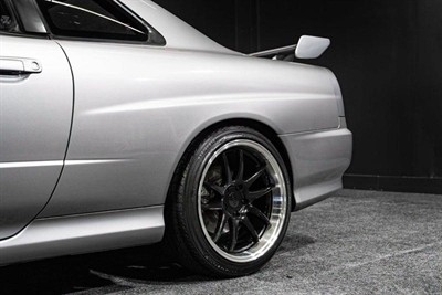 1998 Nissan Skyline - Thumbnail