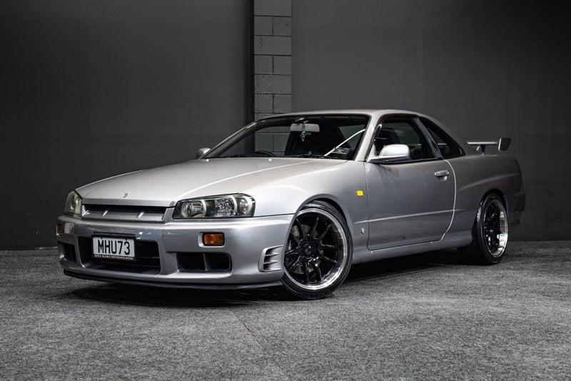 1998 Nissan Skyline JDM car for sale — photo 9 of 13