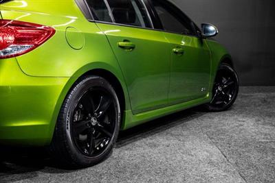 2016 Holden Cruze - Thumbnail