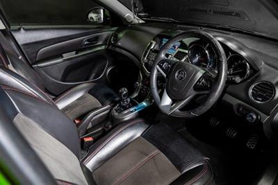 2016 Holden Cruze - Thumbnail