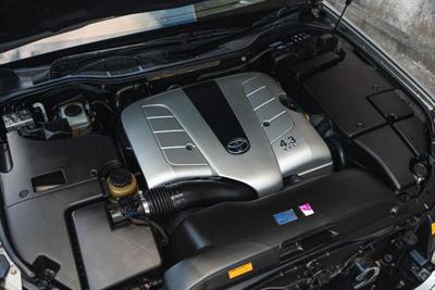 2002 Toyota Celsior - Thumbnail