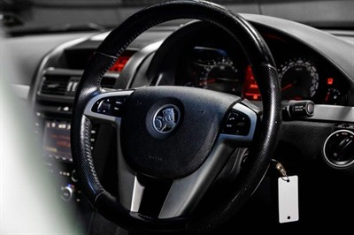 2010 Holden Commodore - Thumbnail