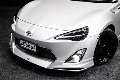 2012 Toyota 86 - Thumbnail