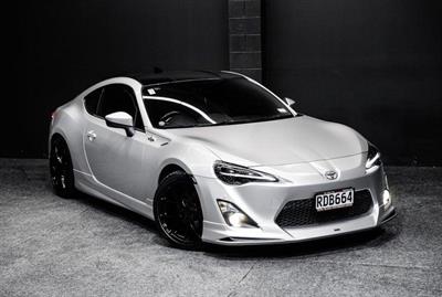 2012 Toyota 86 - Thumbnail