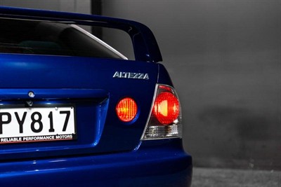 1999 Toyota Altezza - Thumbnail