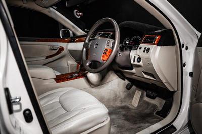 2004 Toyota Crown - Thumbnail