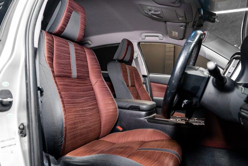 2013 Toyota Crown