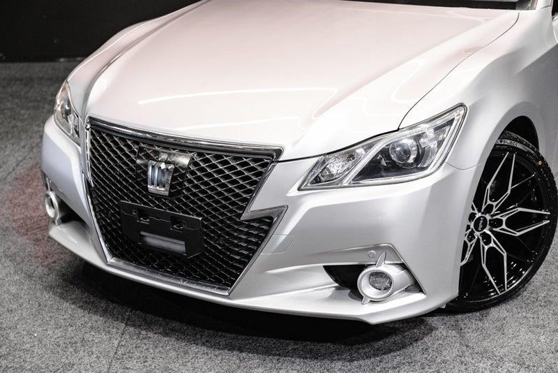 2013 Toyota Crown