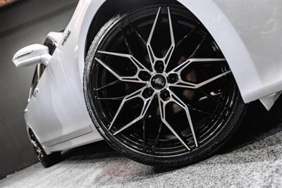 2013 Toyota Crown - Thumbnail
