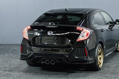 2018 Honda Civic - Thumbnail