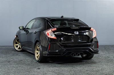 2018 Honda Civic - Thumbnail