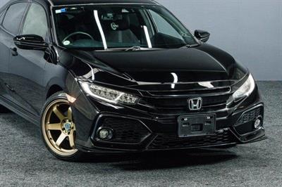 2018 Honda Civic - Thumbnail