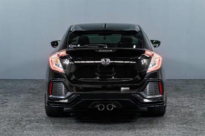 2018 Honda Civic - Thumbnail