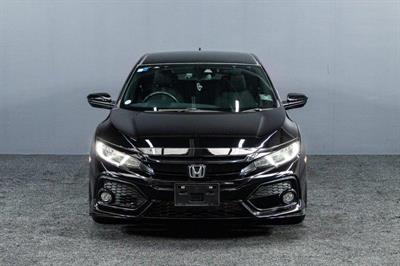 2018 Honda Civic - Thumbnail