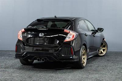 2018 Honda Civic - Thumbnail
