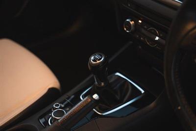 2015 Mazda Axela - Thumbnail
