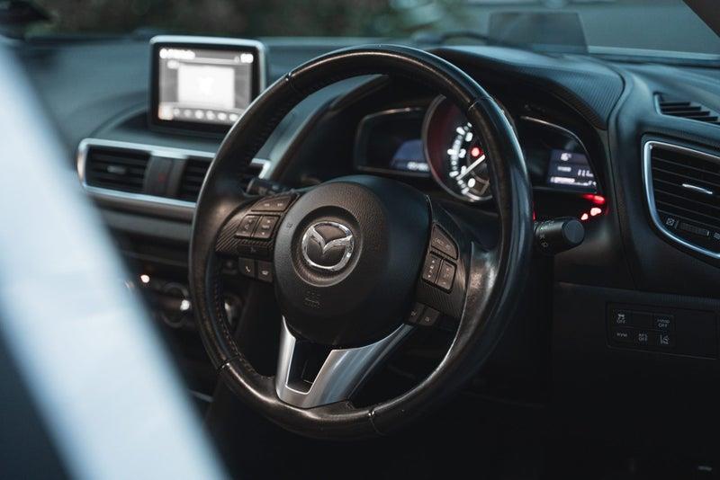 2015 Mazda Axela