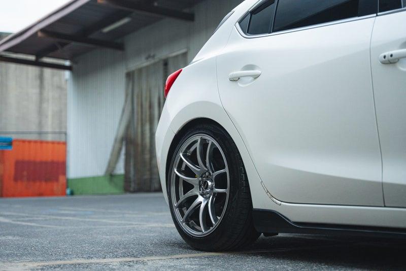 2015 Mazda Axela