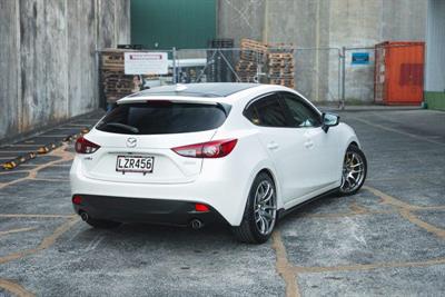 2015 Mazda Axela - Thumbnail