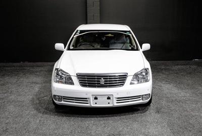 2005 Toyota Crown - Thumbnail