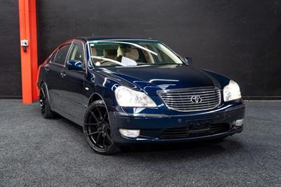 2005 Toyota Crown - Thumbnail