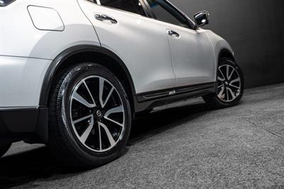 2018 Nissan X-TRAIL - Thumbnail