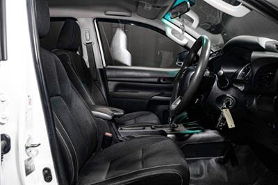 2019 Toyota Hilux - Thumbnail